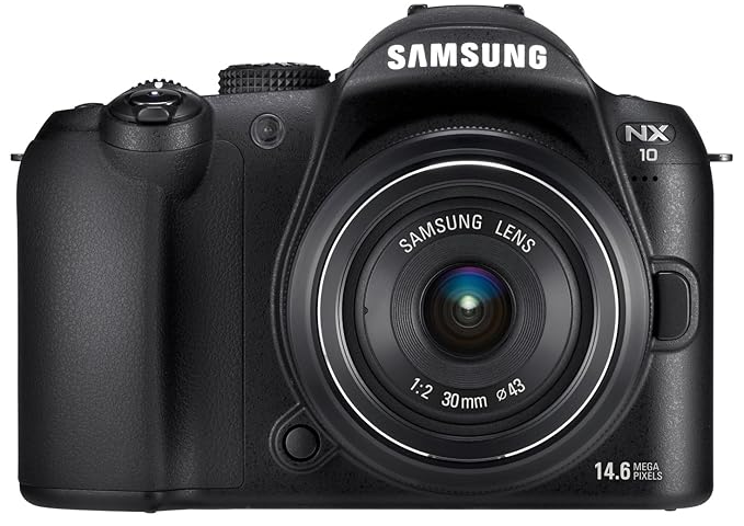 Samsung NX10 Systemkamera (14,6 Megapixel, Bildstabilisation) Kit inkl. 18-55 mm Objektiv, schwarz