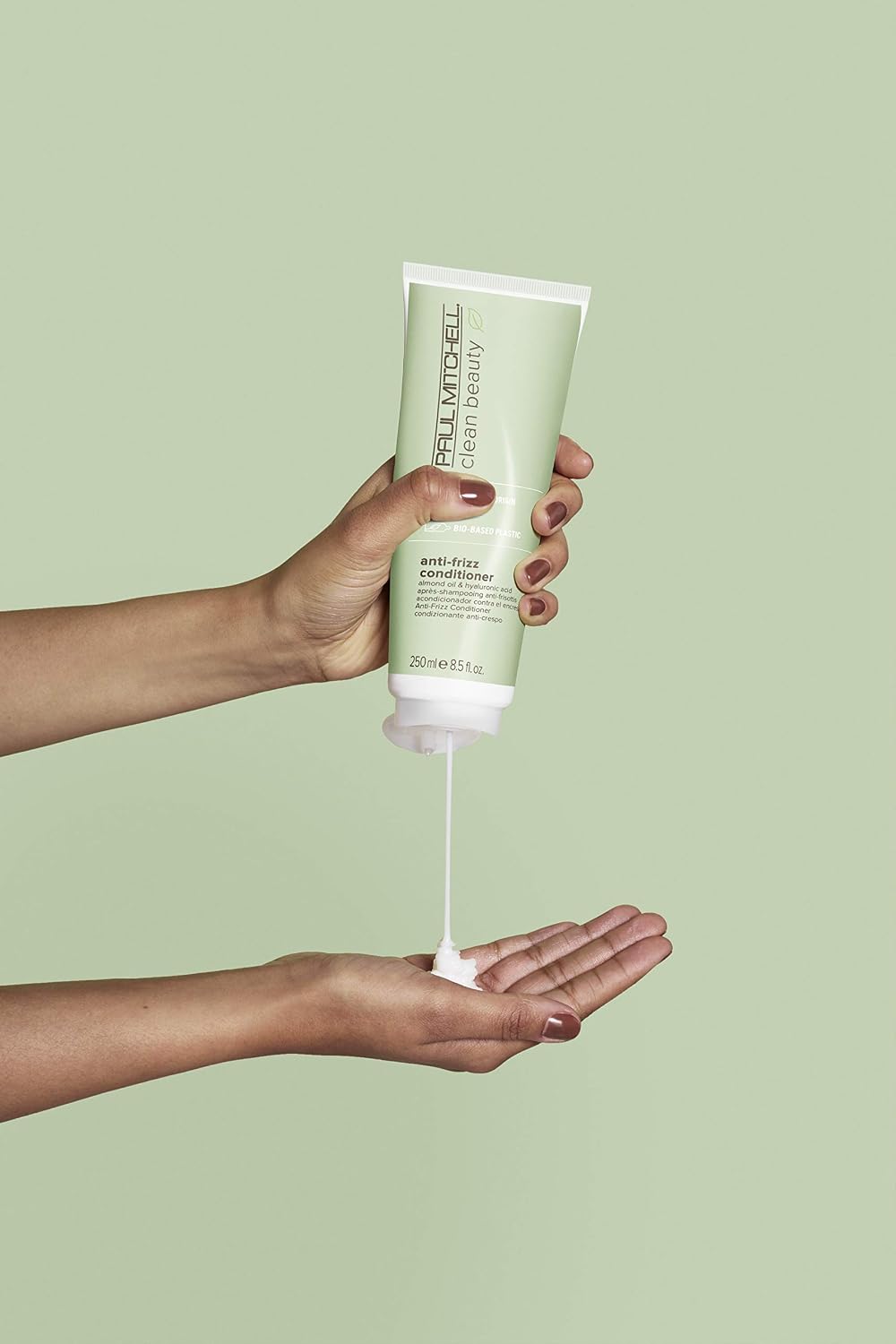 Paul Mitchell Clean Beauty Smooth Anti-Frizz Conditioner - Vegan Conditioning Conditioner for Damaged Hair, Hair Care with Almond Oil - 250ml - Image 3