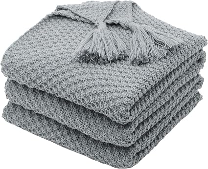 Amazon Mokoya ニット ブランケット おしゃれ 掛け毛布 北欧 かわいい ひざ掛け 暖かい 肩掛け 大判 通年使用 抗菌 防臭 防ダニ フリンジ付き ライトグレー 130x170cm ブランケット 毛布 オンライン通販