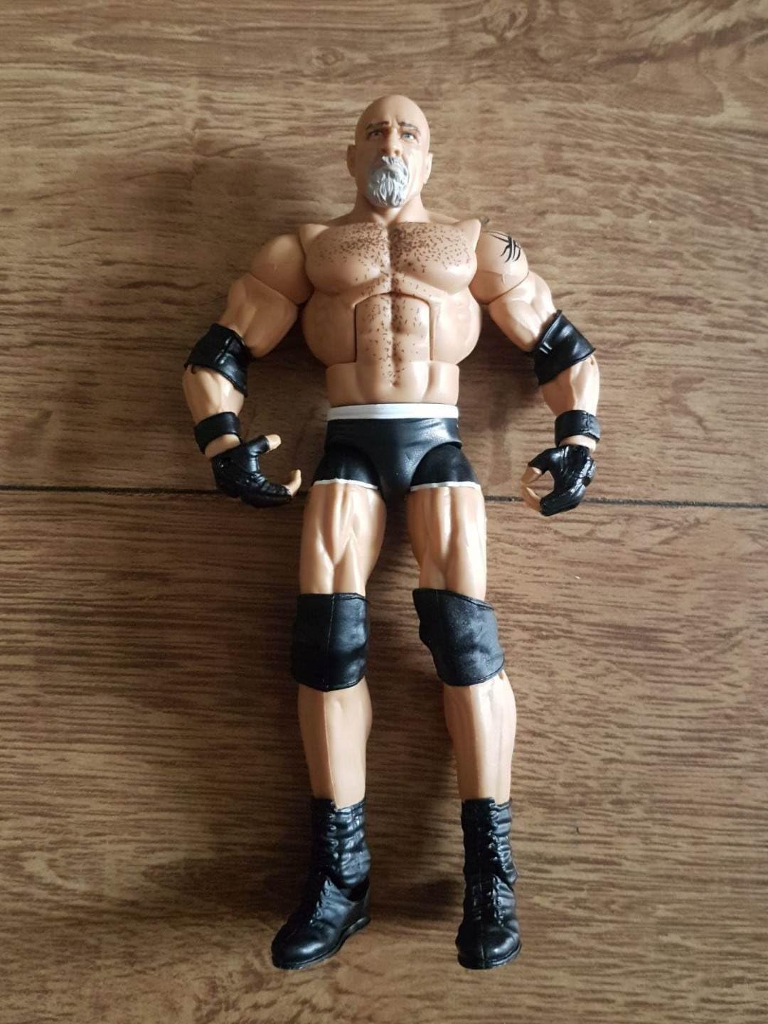 WWE Elite Authentic Scale Raw Playset with Goldberg Figure