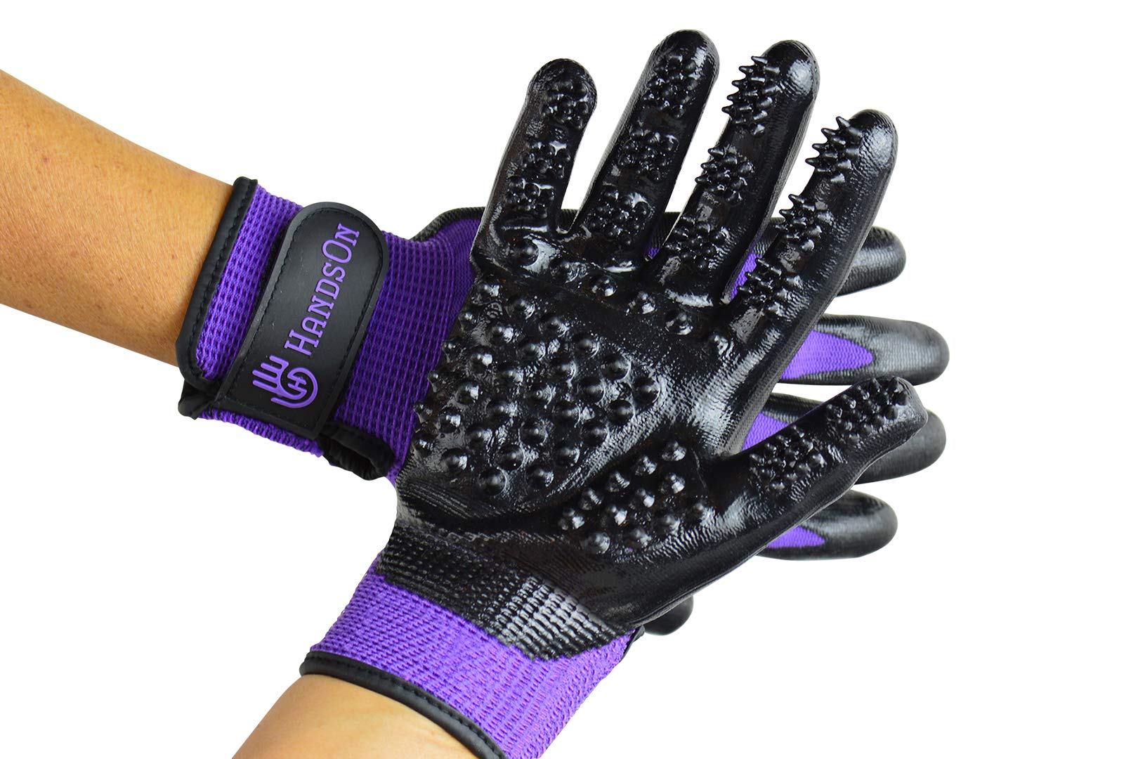 10 Best Pet Grooming Gloves That will Make Your Life Easier!