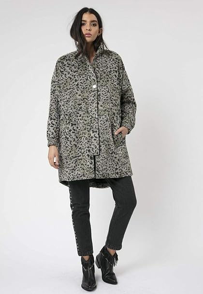 Long Sleeve Longer curved hem  snow leopard print coat fit 