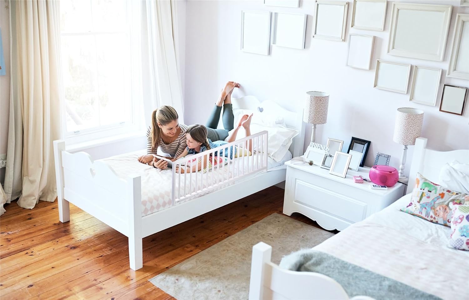 Safetots Extra Wide Extra Tall Wooden Bed Guard, White, 60cm High x 140cm Wide - Image 5