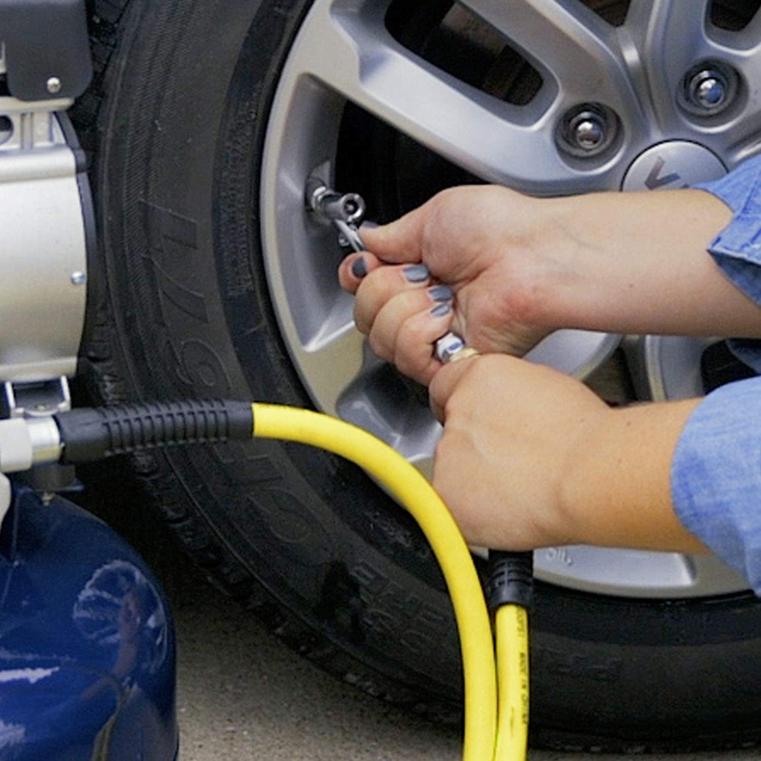 Accessory Kit, 17 Piece Compressor Inflation Kit, with Blow Gun, Air Chucks, & Inflation Needles (Campbell Hausfeld MP284701AV) - Air Compressor Accessories - 