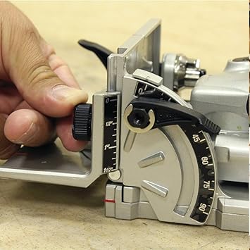 Makita XJP03Z featured image 2