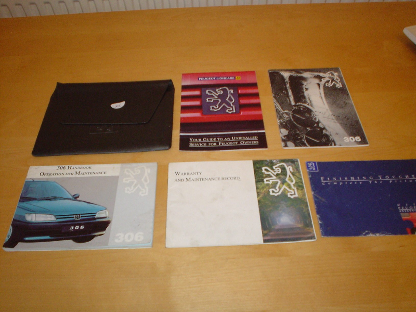 PEUGEOT 306 OWNERS MANUAL HANDBOOK with WALLET SALOON HATCHBACK ESTATE - L  LX GLX XS XSi - 1.1 1.4 1.6 1.8 & 2.0 LITRE ENGINE 1.7 1.9 LITRE DIESEL -  OWNER'S ...