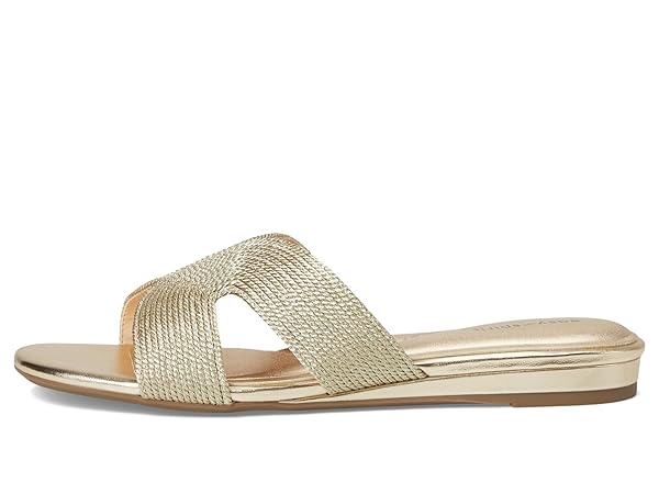 EASY SPIRIT CALERA WOMEN’S SANDAL, 7.5 B(M) US, GOLD