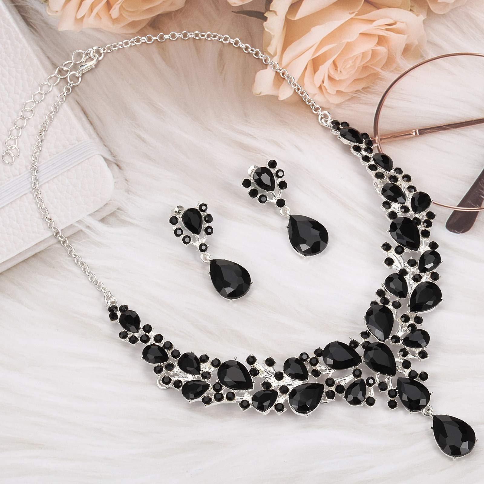 Hicarer Bridal Teardrop Cluster Crystal Jewelry Set for Women Necklace Earrings Wedding