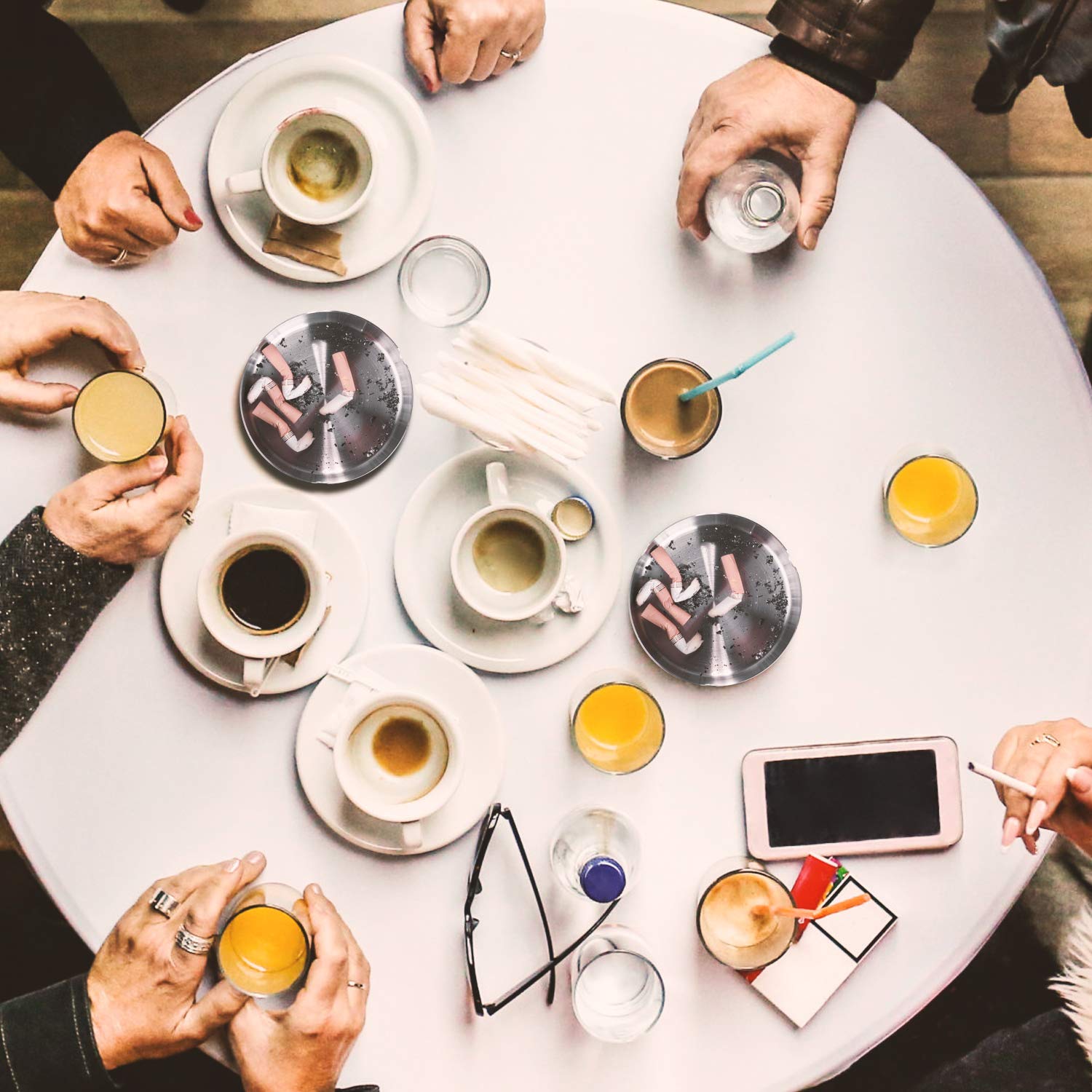 Aschenbecher, 4 Packung mit 10 cm Edelstahl Tischplatte, Runder Zigarrenaschenbecher Geeignet für Zigaretten Aschenbecher in Privathaushalten, Hotels, Restaurants, Büros und im Draußen