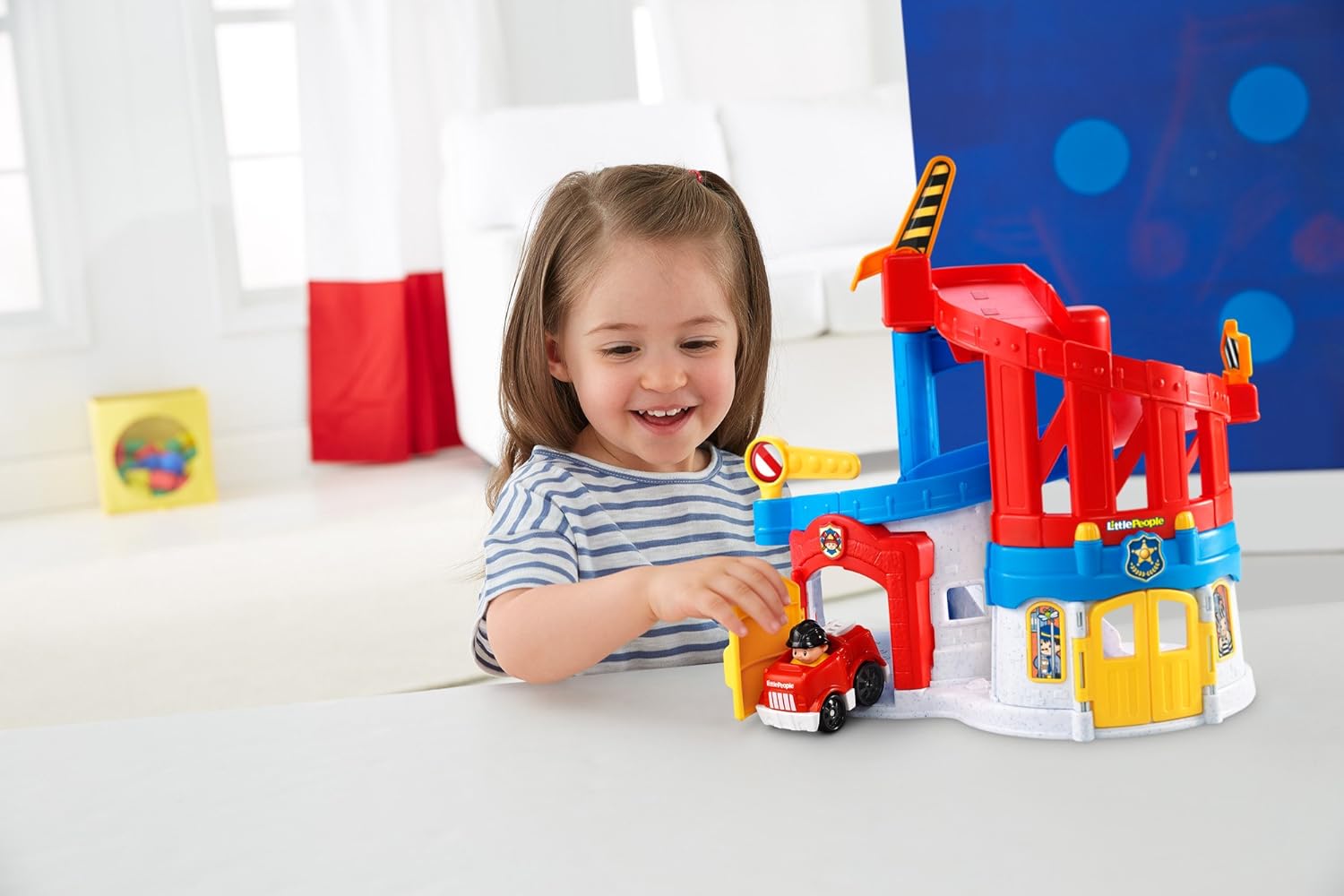 little people race and chase