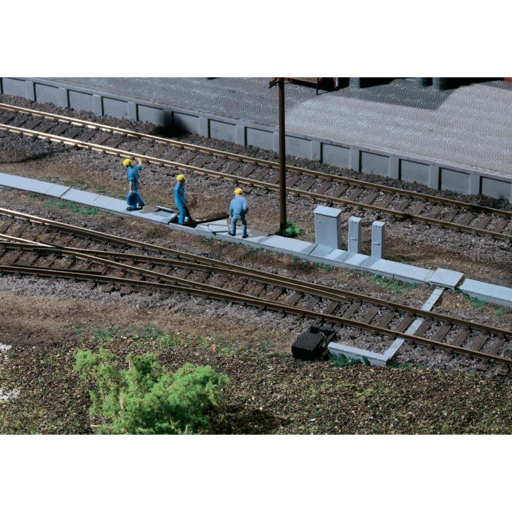 Auhagen HO Cable Ducts Control Boxes Model Kit for Adults, Includes Cable Ducts and Control Boxes