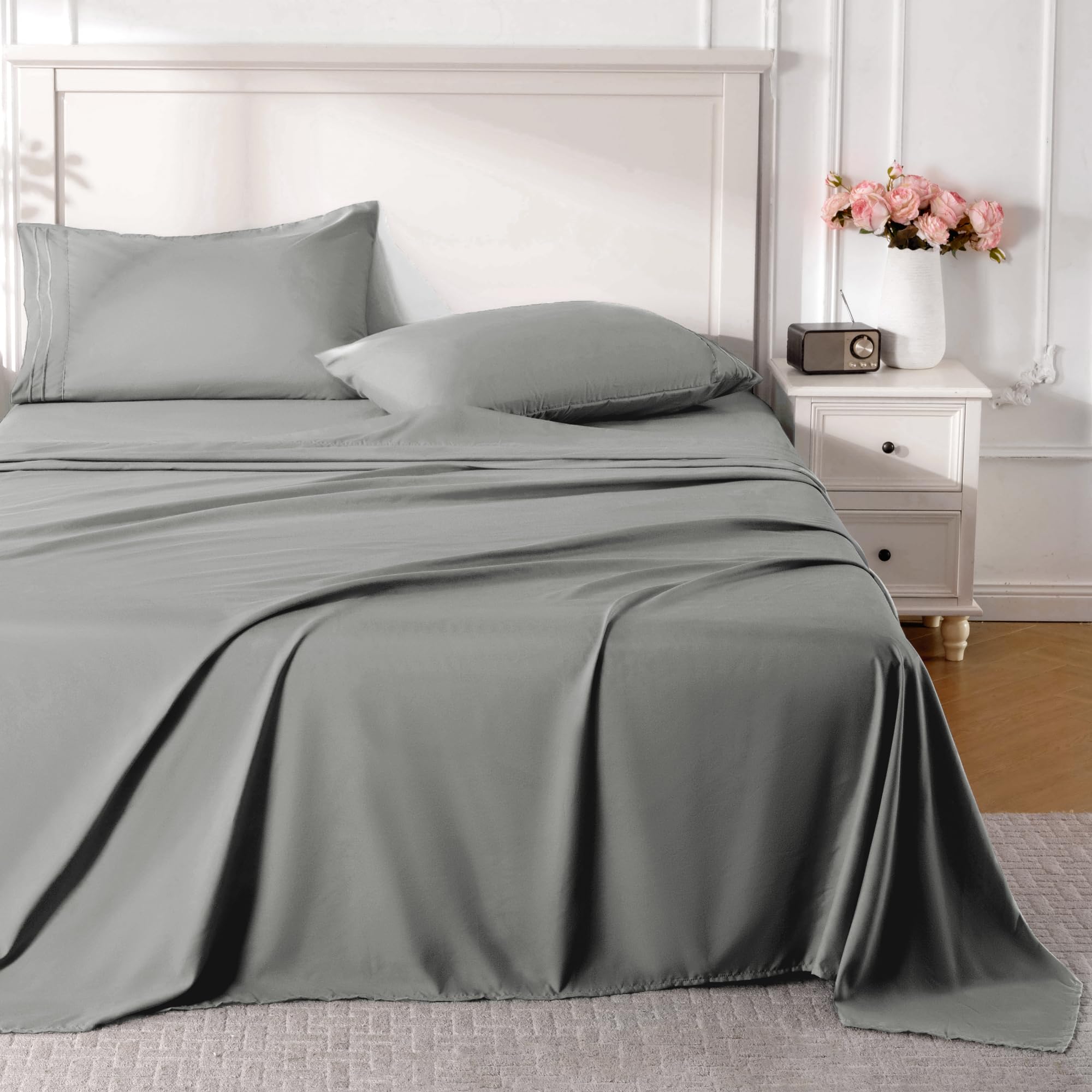 Photo 1 of ***pillows missing***ROSE&RISY Light Grey Full Sheet Set, 4 Pieces Soft Bedding Queen Sheet Set, Breathable and Cooling,Includes 1 Fitted, 1 Flat, 2 Pillow Cases - Deep Pocket (Light Grey, Full)