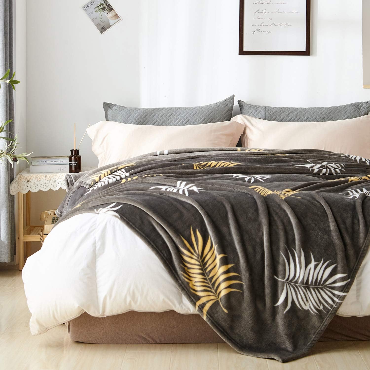 NC Flannel Fleece Blanket, King Soft Warm Fluffy Plush Blanket, Lightweight Microfiber Blankets for Bed Couch Chair Living Room(King, Leaf): Home & Kitchen