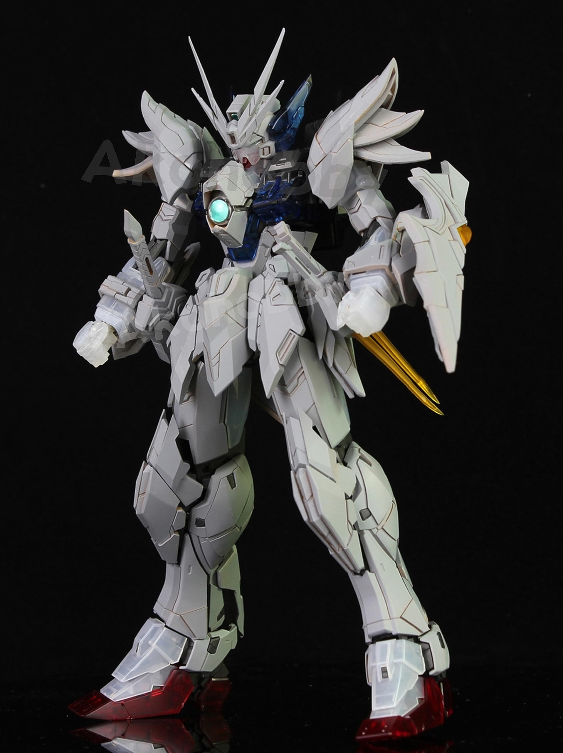 MGウイングガンダムゼロEW Ver.Ka スノーホワイト 改修塗装済完成品 Mua MG ウイングガンダムゼロ EW Ver.Ka AKO レジン 改造 パーツ