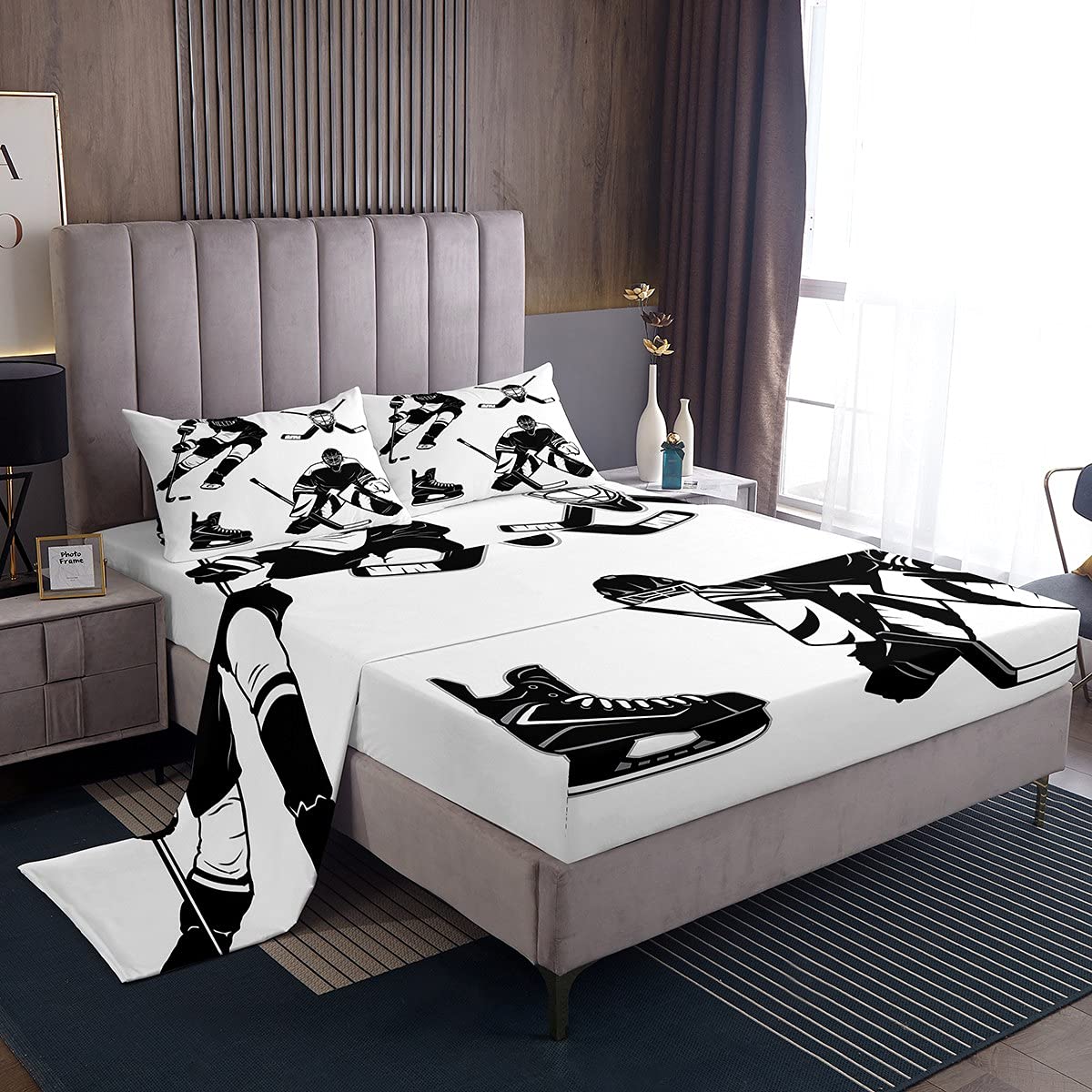 Loussiesd Boys Ice Hockey Bedding Set for Kids Children Hockey Player Printed Bed Sheet Setative Sports Event Bed Sheets Black White Winter Sports Sheets Set King Size 4 Pcs