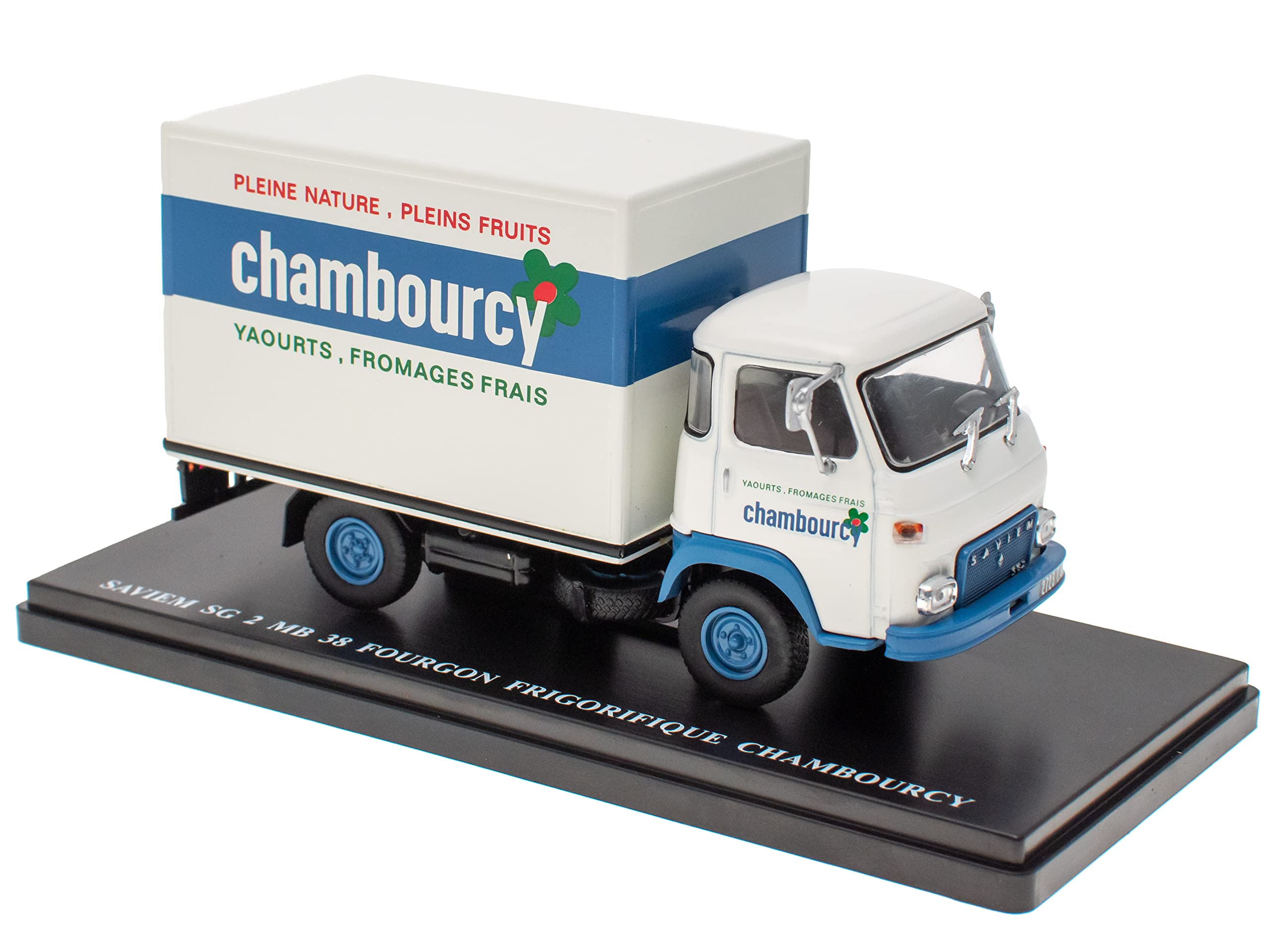 OPO 10 - Utility vehicle 1:43 compatible with truck SAVIEM SG 2 MB 38 FOURGON FRIGORIFIQUE Yaourts CHAMBOURCY 1969 - UTR059