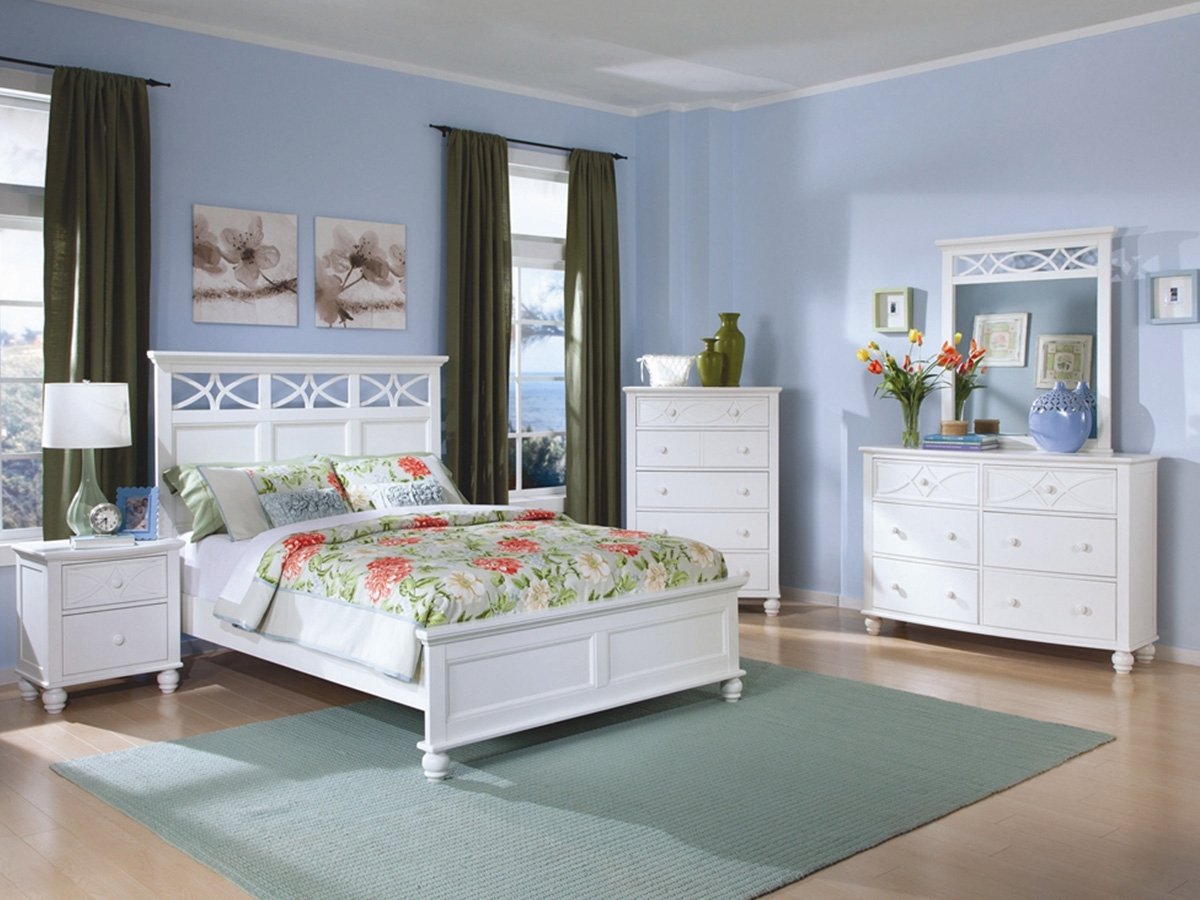 Sanibel 5 Pc Queen Bedroom Set With Chest By Home Elegance