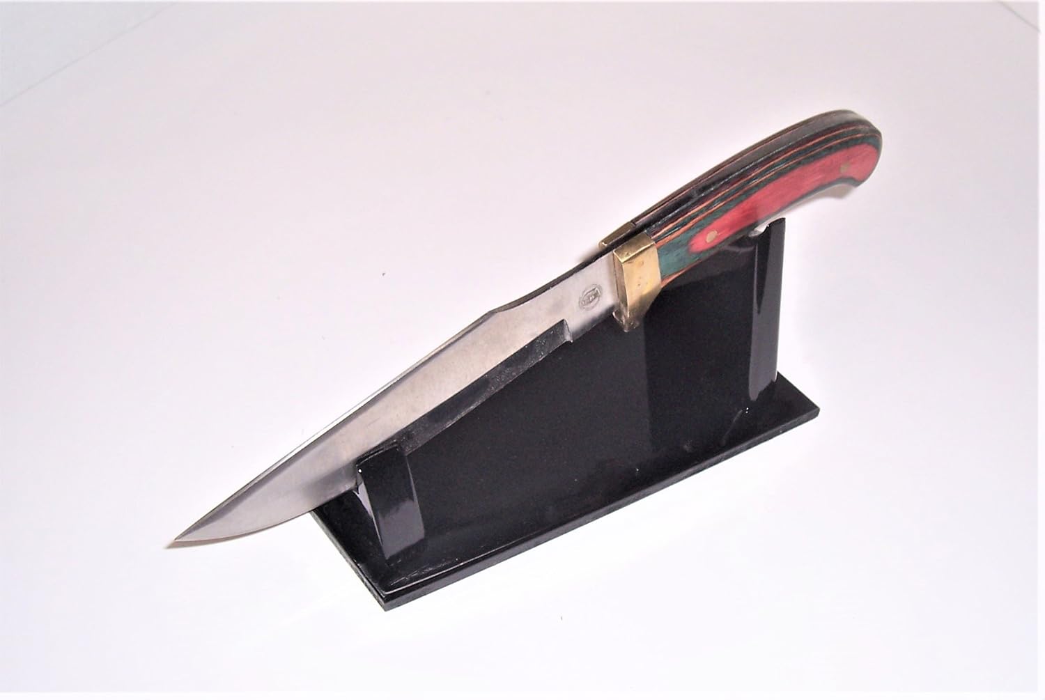 Large Fixed Blade Knife Display Stand Gloss Black Melamine Wedge Base, Gloss Black