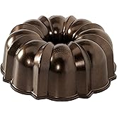 Nordic Ware Original Bundt, 12-Cup, Bronze