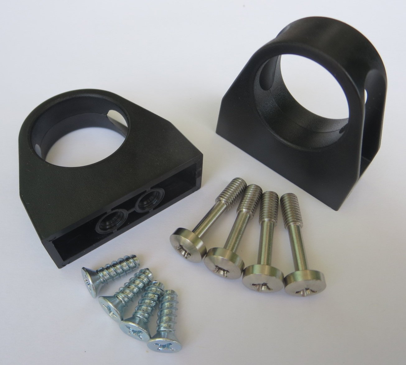 Piton Engineering 1U Rack Handle.100.134 Front Panel tillescenter