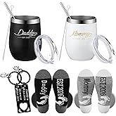 Mifoci 6 Pcs Gifts for New Parents Est 2026 20oz Stainless Steel Insulated Tumbler with Lid Anniversary New Parents Pregnancy Gift Daddy Keychain Socks for First Time Mom and Dad (Black, White)