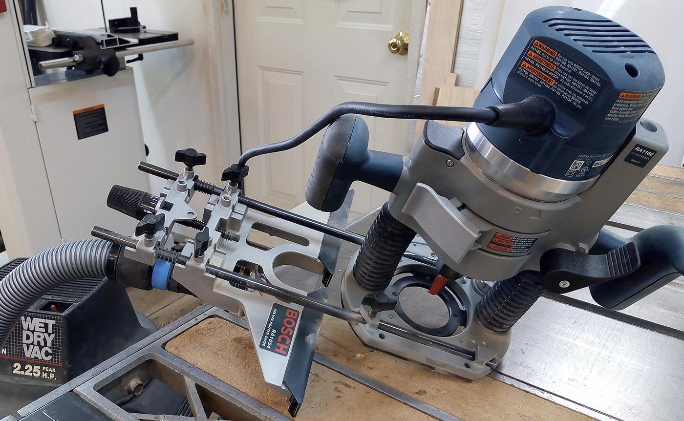 8/mo Finance BOSCH RA1054 Deluxe Router Edge Guide with Dust