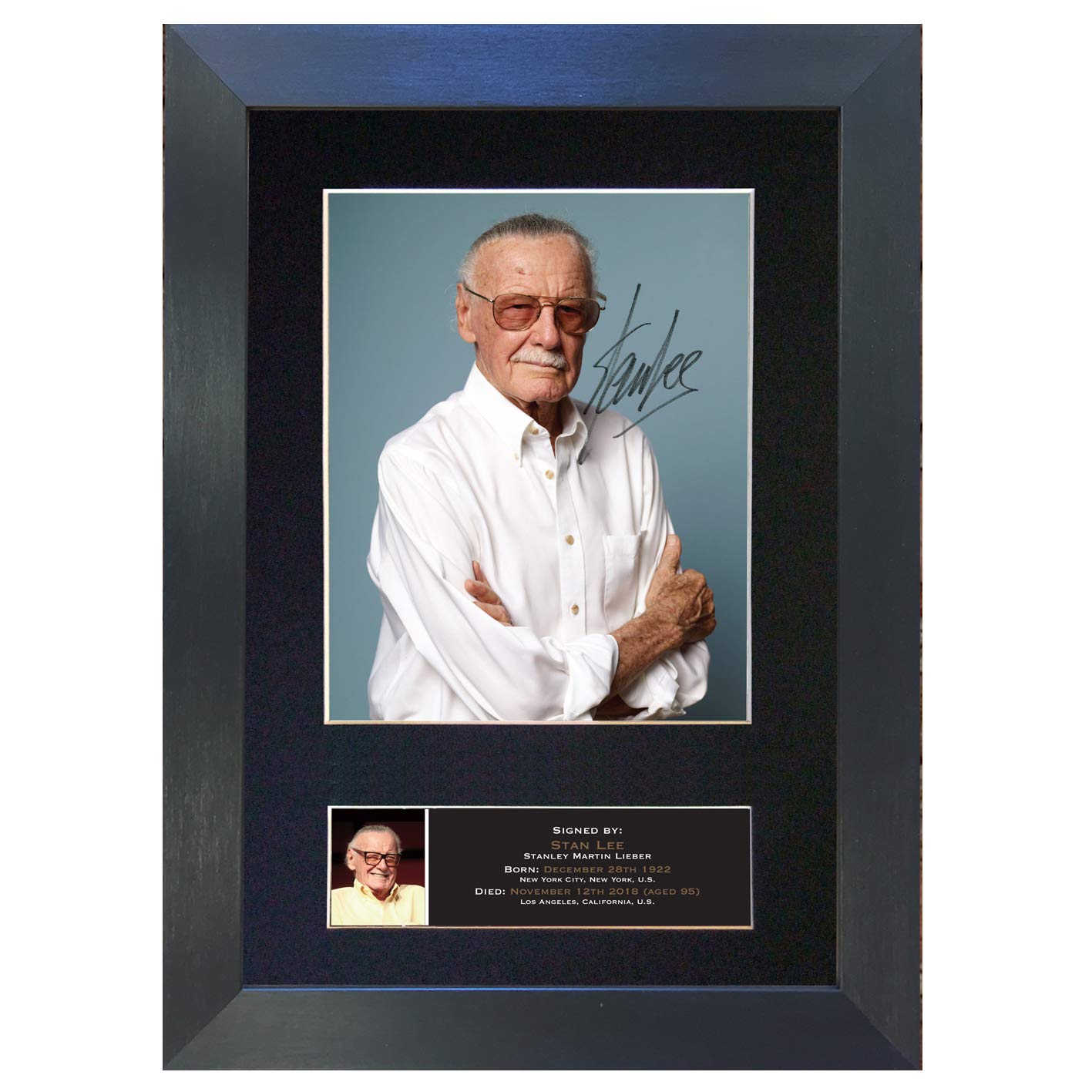 #770 STAN LEE Comic book writer Autograph Mounted Signed Quality Photo Reproduction Print