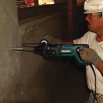 Makita HR2475 featured image 4