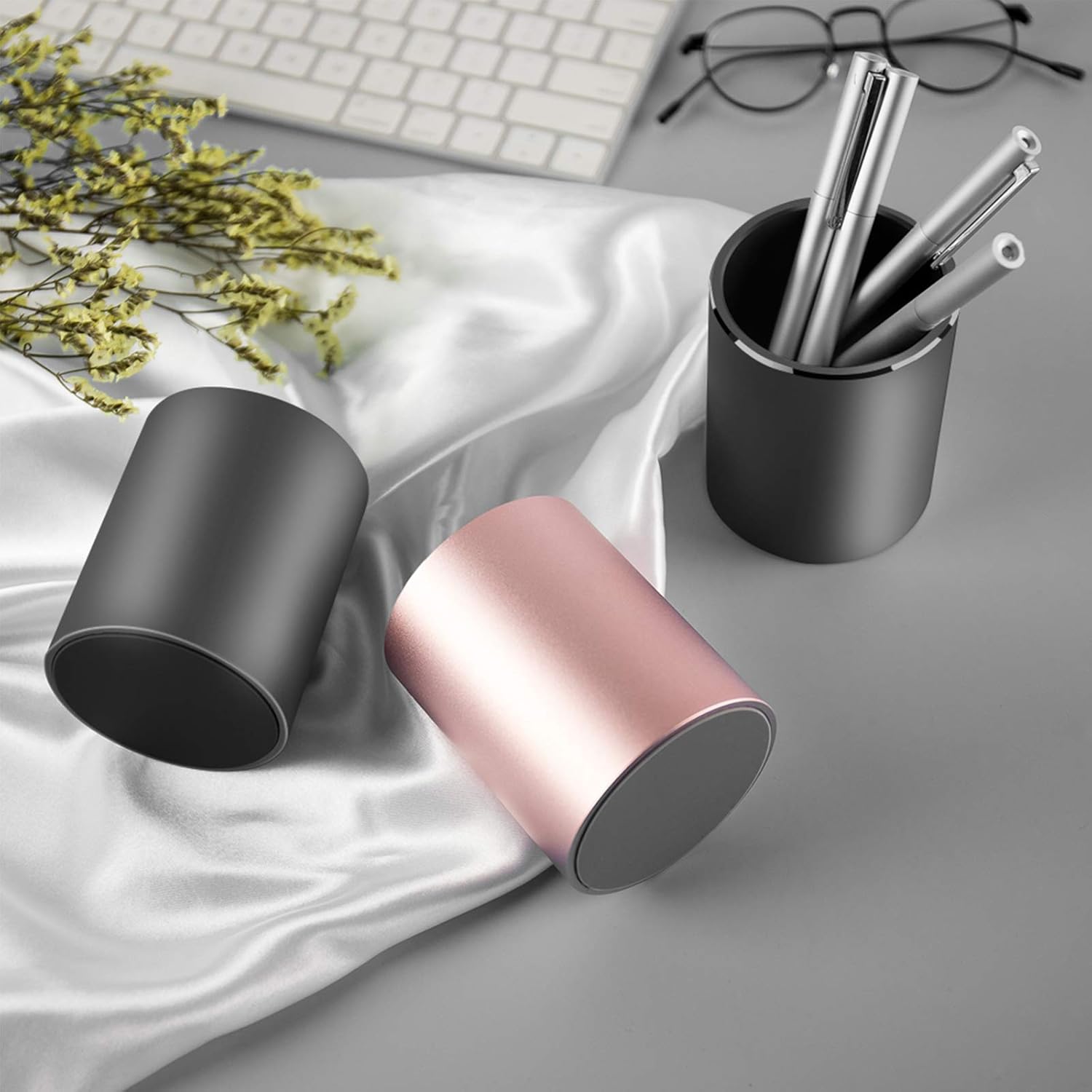 Vaydeer Metal Pen and Pencil Holder Made of Aluminum Desk Storage Large Capacity Makeup Brush Holder for Office, Classroom, Home Black: Home Improvement