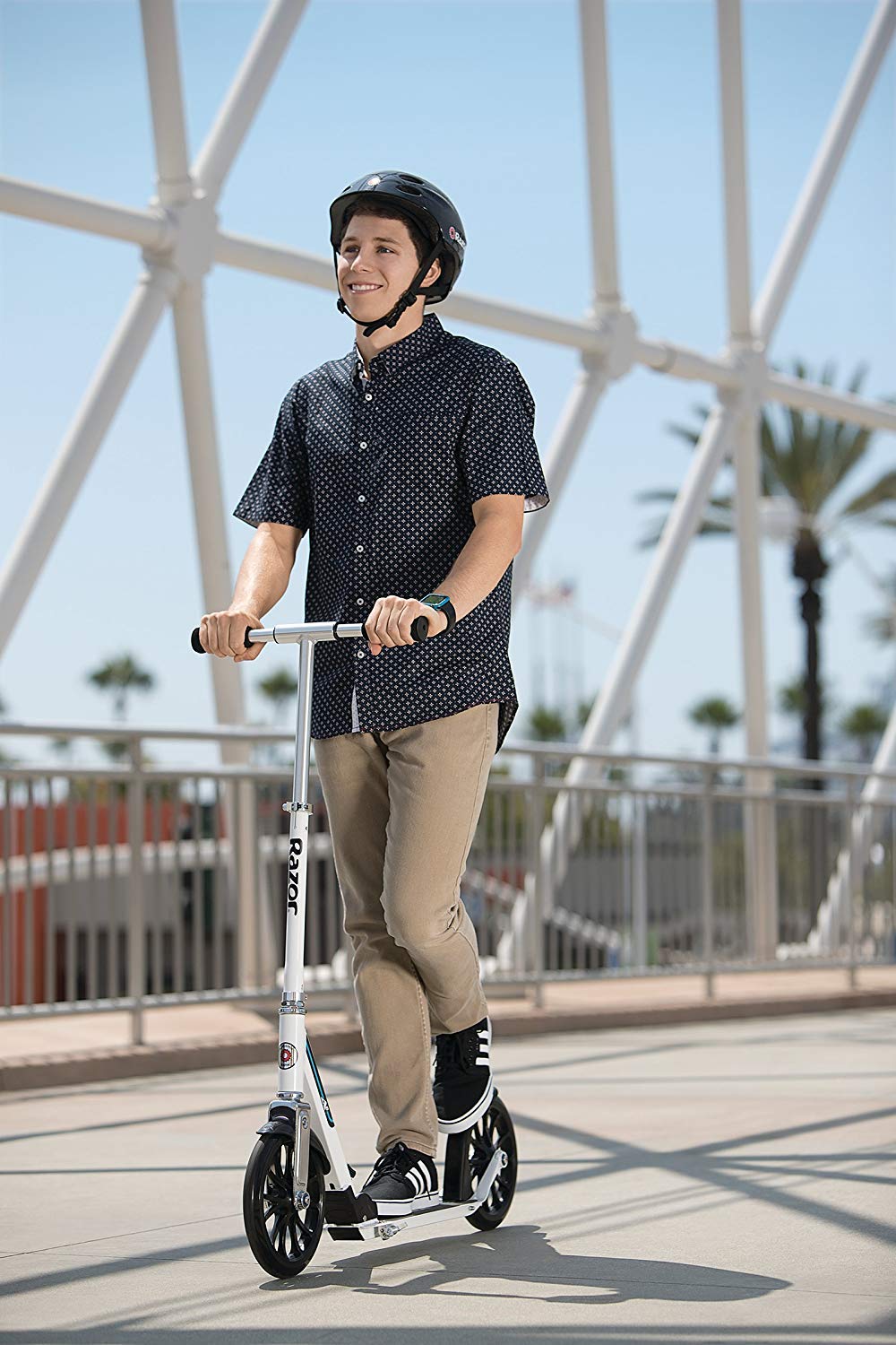 Razor A6 Kick Scooter for Kids Ages 8+ - Extra-Tall Handlebars & Longer Deck, 10