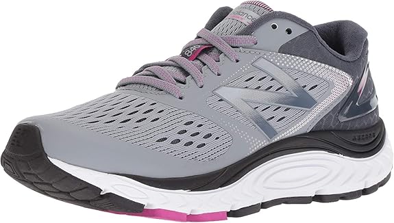 new balance women's 840v4 running shoe