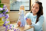 Mattel Disney Frozen Elsa Spin & Reveal Doll Set with 11 Surprises view 2