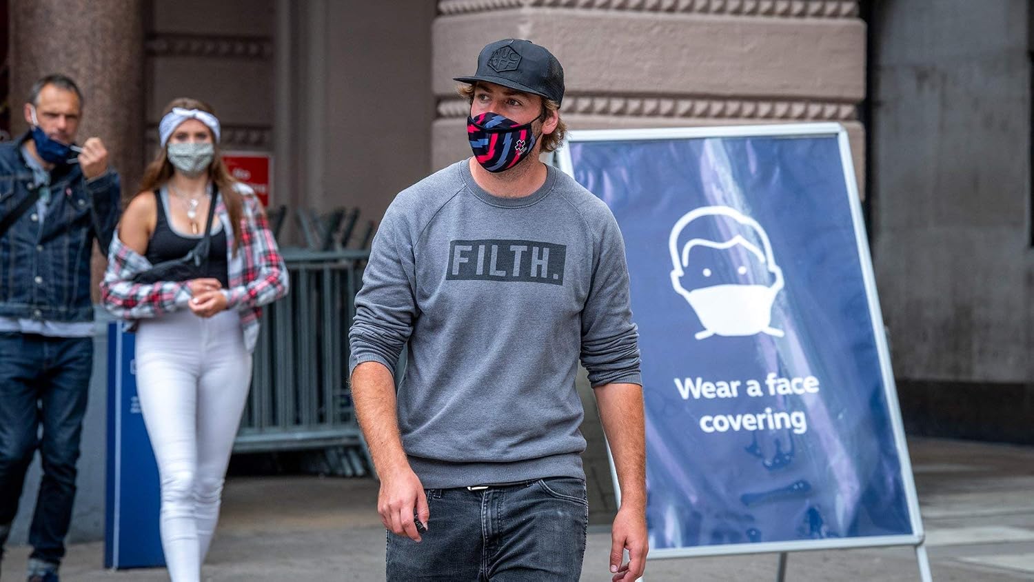 Muc-Off Bolt Face Mask, Large - Reusable Face Mask with Filter, Washable Face Covering - Adjustable Cotton Mask for Men and Women - Image 5
