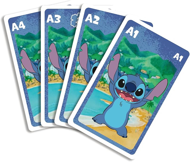 – Gioco di carte 4 in 1 Stitch - 7 famiglie, battaglia, memo e azione - Gioco di carte Disney Lilo & Stitch per bambini, famiglia e amici - a partire da 4 anni, a partire da 2 giocatori