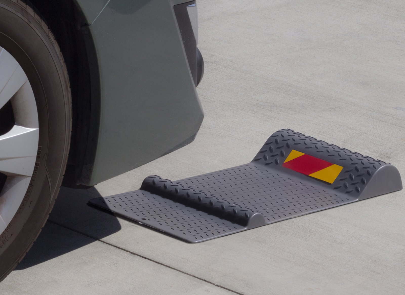 Mua Parking Assistant for Garage Assist Park Aid Floor Mats Car