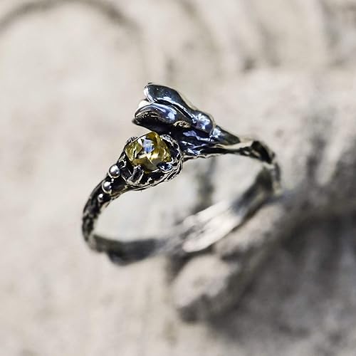 natural diamond engagement rings