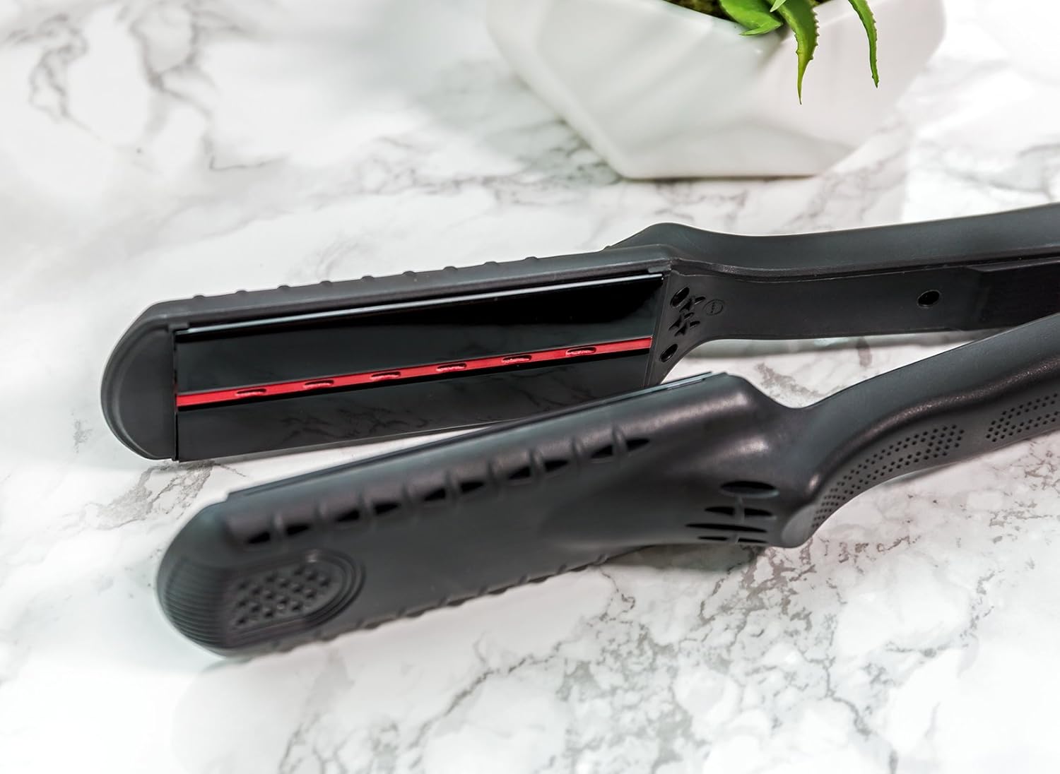 CROC The New Classic 1.5 inch Black Infrared Flat Iron Hair Straightener – Ceramic Titanium Floating Plates with Comfort Handle Dual Voltage Heat Up To 450℉: Premium Beauty