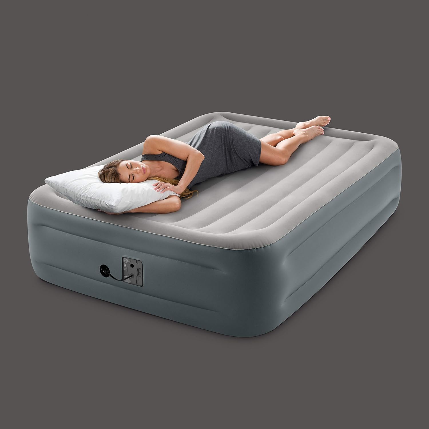 Intex Dura-Beam Series Essential Rest Airbed with Internal Electric Pump, Bed Height 18", Queen: Sports & Outdoors