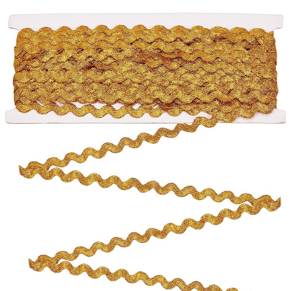 MAYJOYDIY 13.7m Golden Wavy Bending Ribbon 8mm Wide RIC Rac Webbing Edge Trim Gold Glitter S Wave Braid Trim for DIY Making Gift Wrapping Sewing Cloth Home Party Decoration