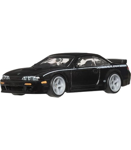 Amazon.com: Hot Wheels Car Culture Nissan Laurel 2000SGX : Toys