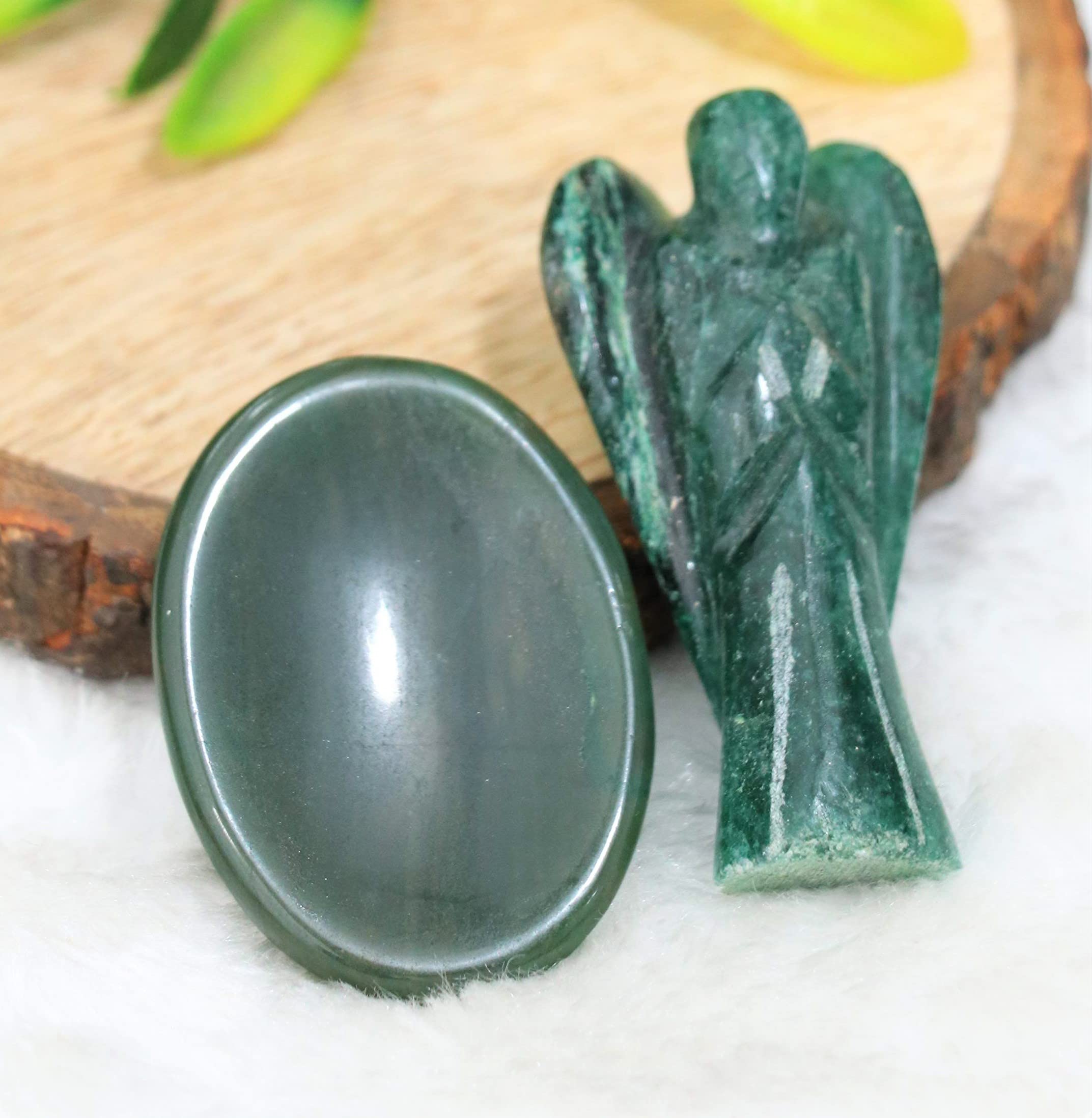 Crocon® Green Aventurine Gemstone Peace Pocket Angel with Palm Worry Thumb Stone Guardian Carved Mini Healing Statue Energy Generator Prayer Gift Good Luck Decor