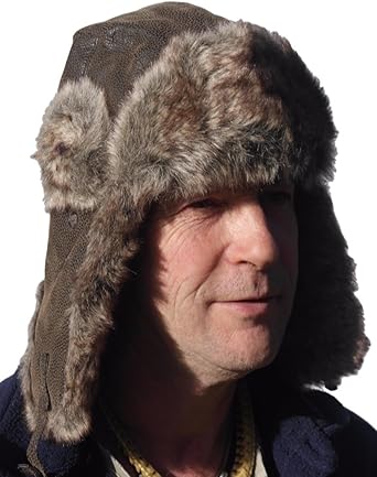 how to wear a trapper hat