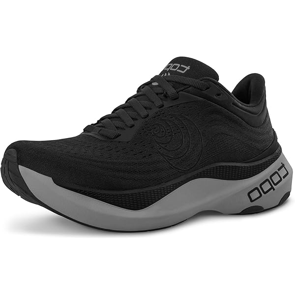 Amazon.com | Topo Athletic Womens Ultrafly 5 Black/White 6 Medium