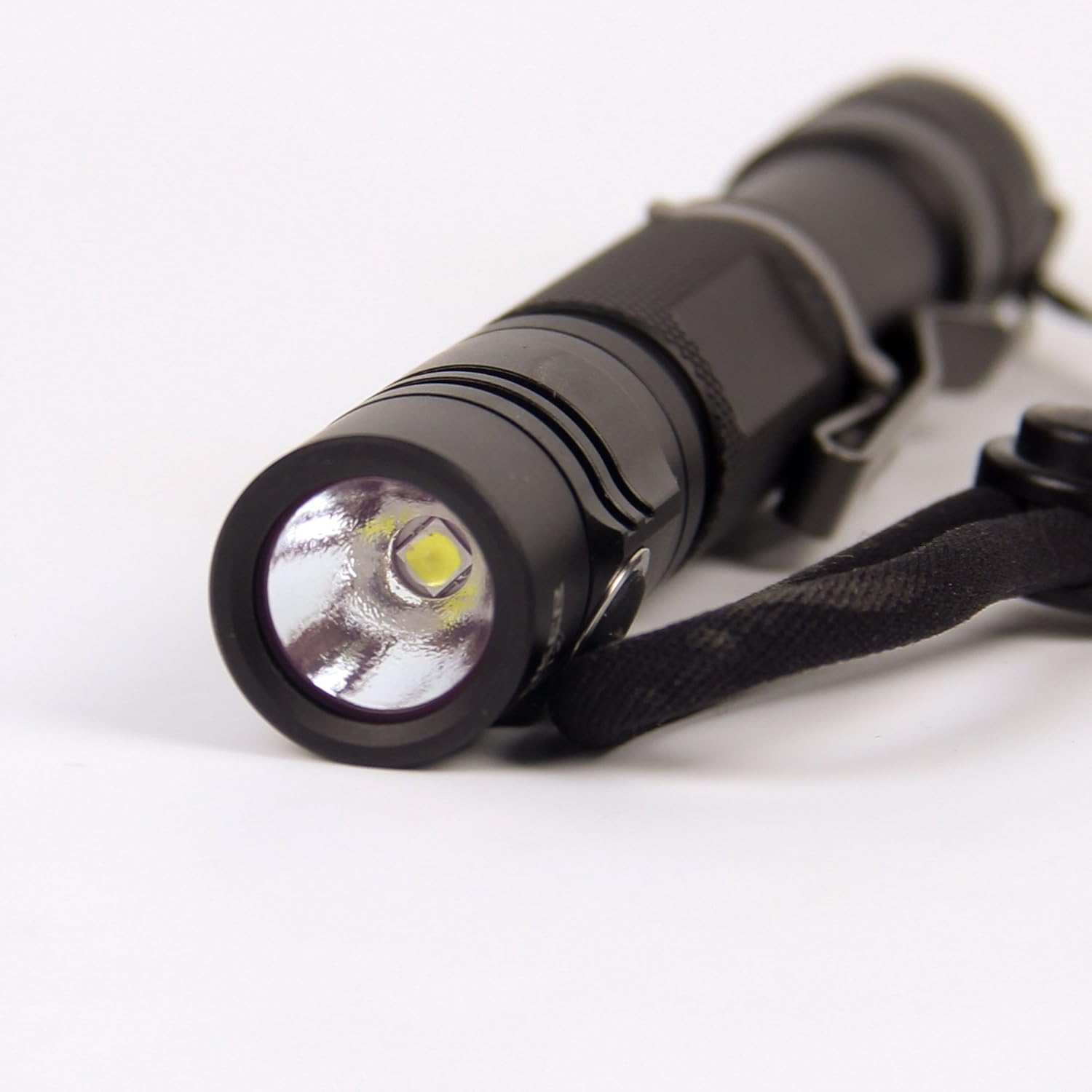 MANKER E12 Best 2 AA Flashlight 650 Lumens CREE XP-L V5 LED Tactical Torch (Neutral White): Sports & Outdoors