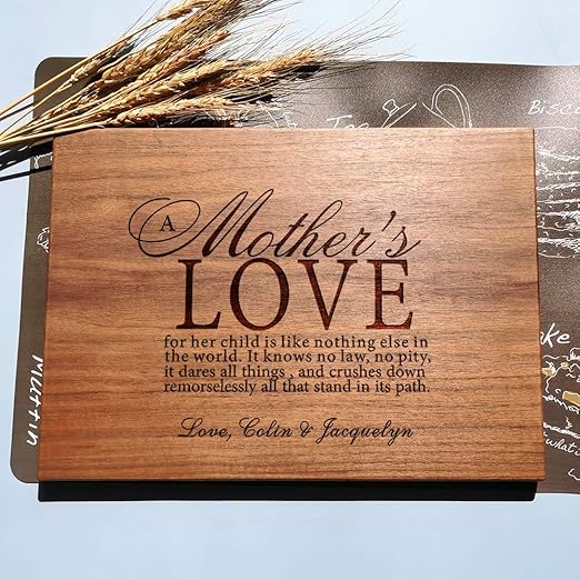 Amazon.com: Regalos para mamá, tabla de cortar personalizada, texto de grabado personalizado tabla de servir de madera para su cumpleaños, día de la madre, día de Acción de Gracias, regalo de Navidad:
