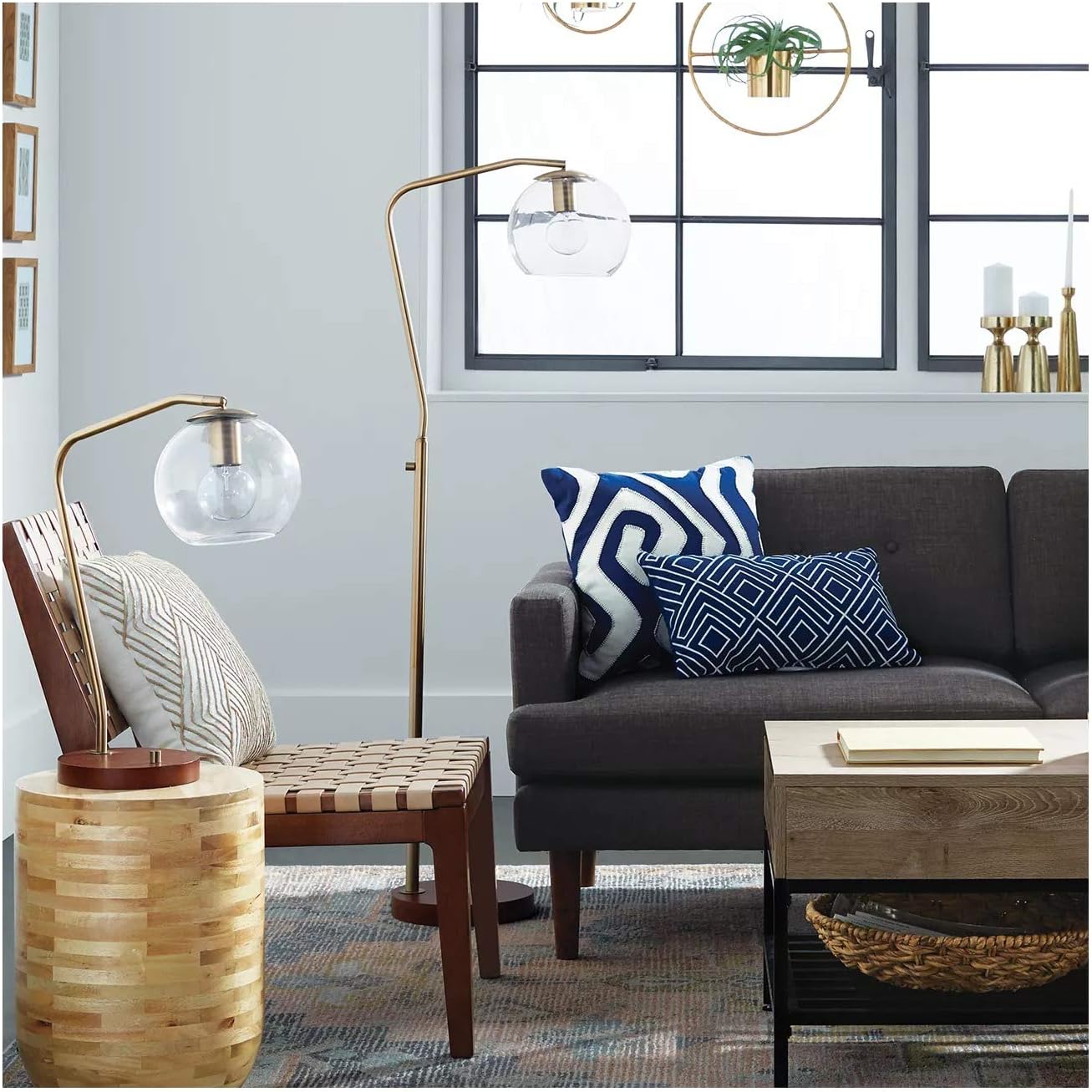menlo glass globe desk lamp