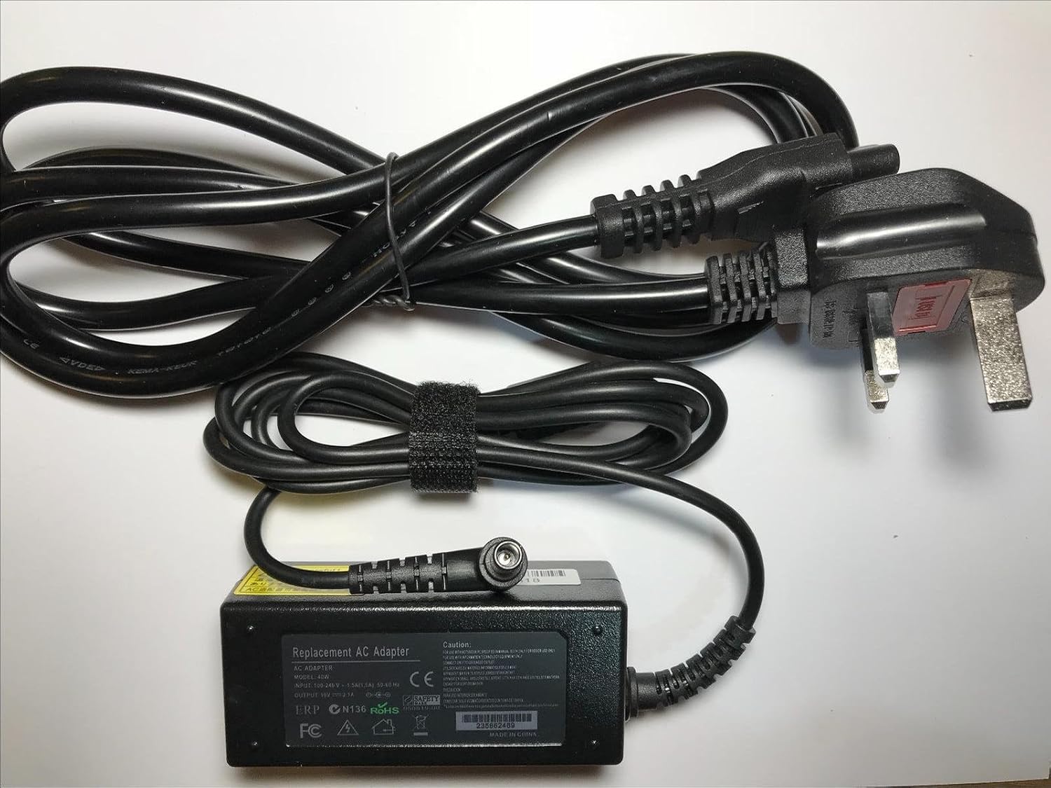 Replacement 19V 2.1A LCAP16B-E AC Adaptor Power Supply: Amazon.co.uk:  Electronics