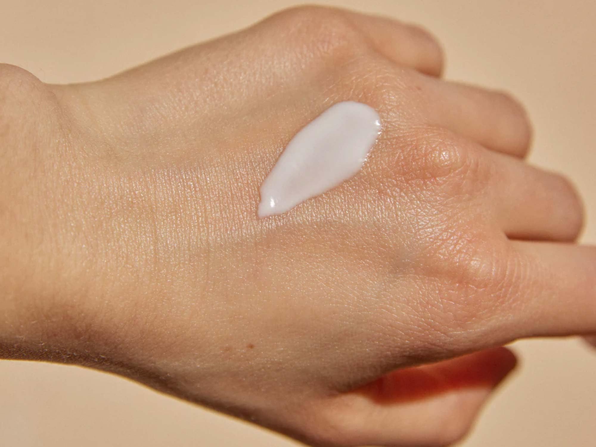 Mustela Certified Organic Maternity Essential Care Multi-Purpose Lotion - Pregnancy & postpartum - Stretch Marks, Skin Comfort & Suppleness - No Added Scent - Safe for Moms, Babies & Breastfeeding