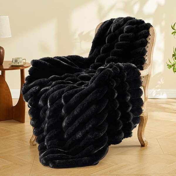 BEDELITE FAUX FUR THROW BLANKET FOR COUCH, SOFT AND COZY BOHO RUCHED FLUFFY BLANKET, WARM PLUSH FUZZY FAUX RABBIT FUR BLANKET FOR WOMEN GIFT (CREAM, 60″X 80″)