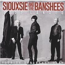 JUST LANDED: Amazon.com.br: CD e Vinil